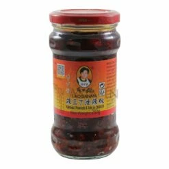 Lao Gan Ma Erdnüsse, Tofu, Kohlrabi In Chiliöl 280g -ASIA-IN Geschäft lao gan ma erdnuesse tofu kohlrabi in chilioel 280g